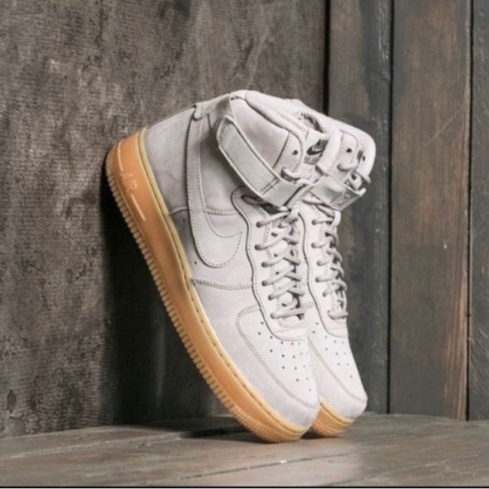 Nike Air Force 1 high top suede grey